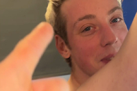 Trailer Hung Young Brit s0
